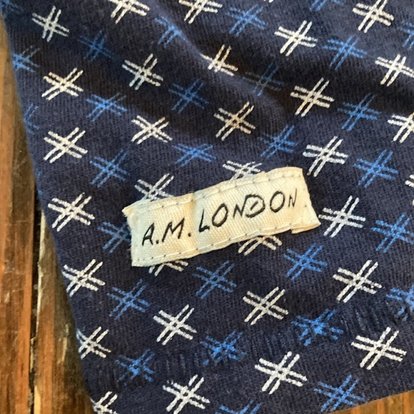 A. M. London Tee - Picture 5 of 8